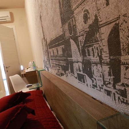 B&B Santa Maria Novella Florenţa Exterior foto