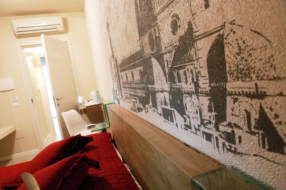 B&B Santa Maria Novella Florenţa Exterior foto